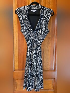 Liz Claiborne Black and White Zebra Print Midi Wrap Dress